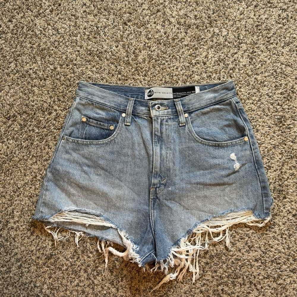 Levi's SilverTab Shorts Womens 29 Blue Mom High Rise Cutoff Denim Distressed